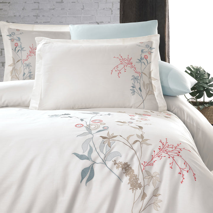 Close-up of Elegant Floral Patterns on Cotton Bed Linen Set in  Cream Color – Adds a Stylish Touch to Your Bedroom